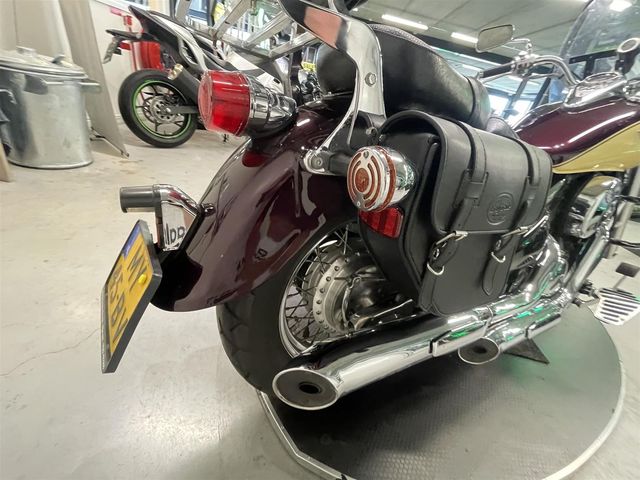 kawasaki - vn-800-classic