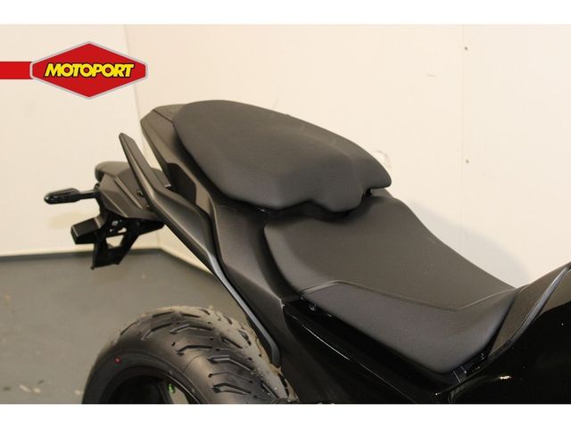 yamaha - tracer-7-y-amt