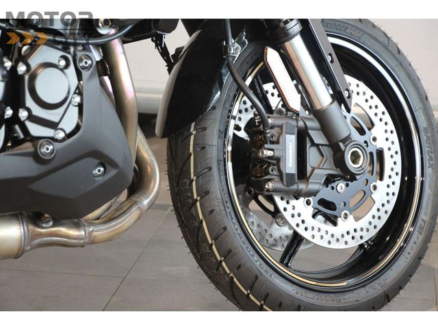 kawasaki - versys-1100-s