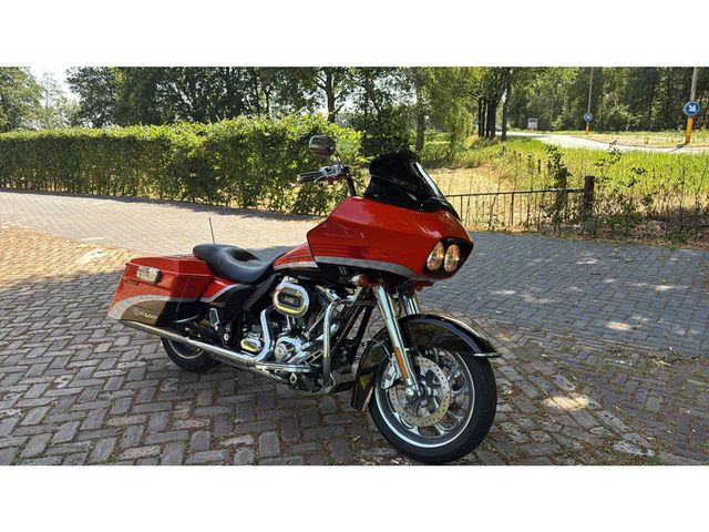 harley-davidson - road-glide-screamin-eagle-cvo-fltrxse