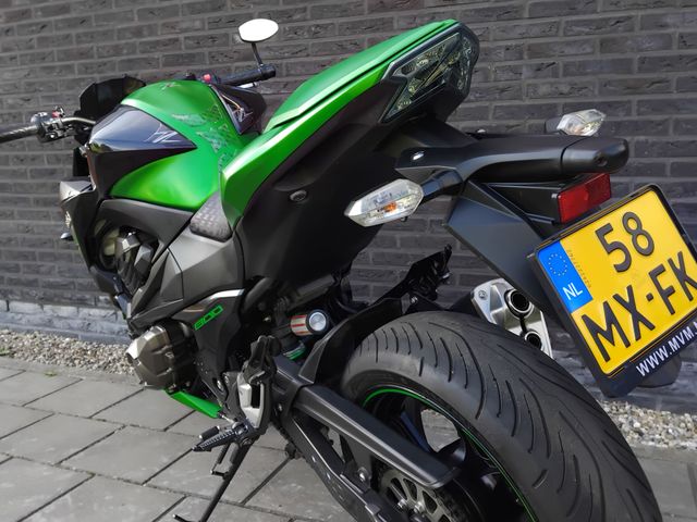 kawasaki - z-800-abs