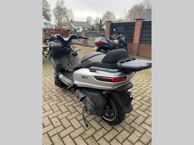 piaggio - mp3-500-lt-sport