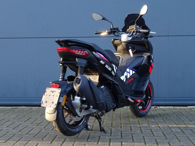 aprilia - sr-gt-sport-200