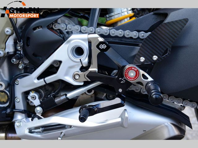 ducati - streetfighter-v4s