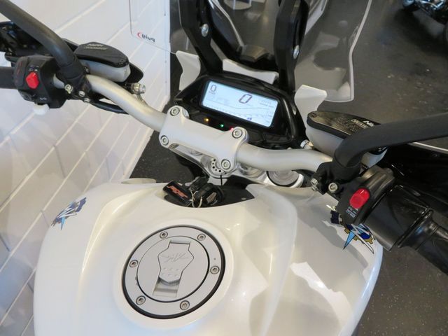 mv-agusta - stradale-800