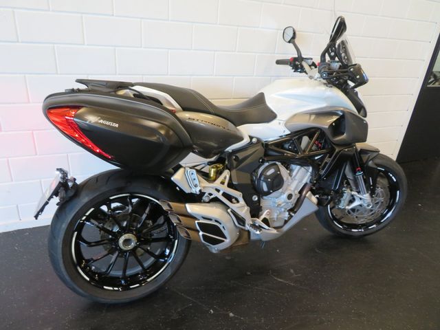 mv-agusta - stradale-800