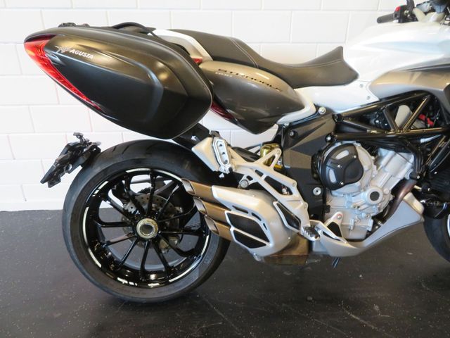 mv-agusta - stradale-800