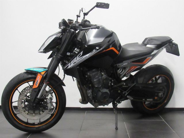 ktm - 790-duke