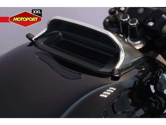 yamaha - vmx-1700-vmax