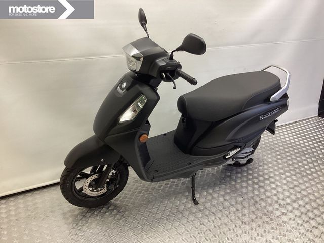 suzuki - address-125