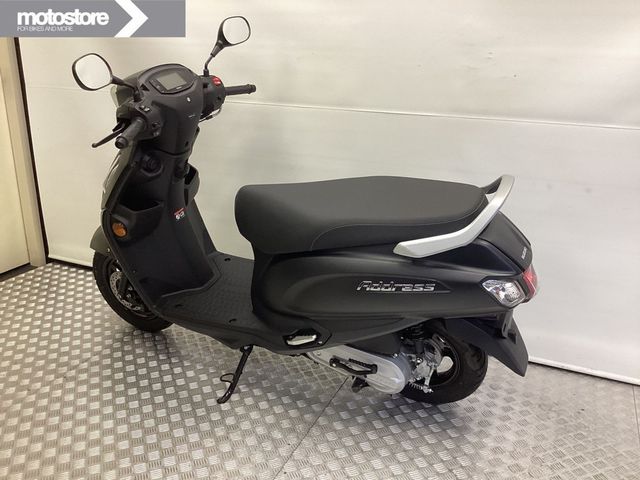 suzuki - address-125