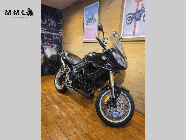 triumph - tiger-1050