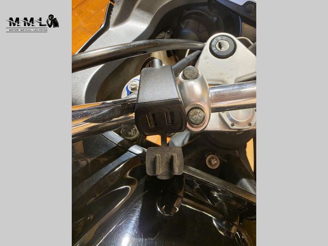 triumph - tiger-1050