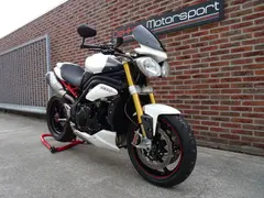 Triumph Speed Triple 1050 R 2012 occasion – foto 2 van 24