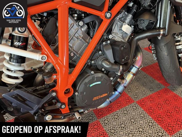 ktm - 1290-super-duke-r