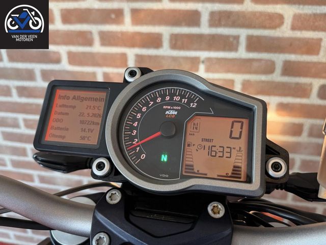 ktm - 1290-super-duke-r