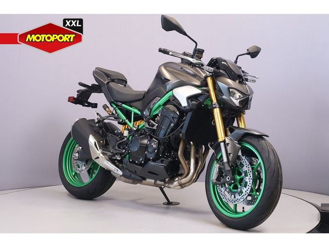 kawasaki - z900