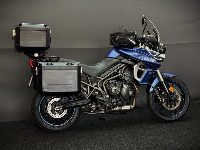 triumph - tiger-800-xrt