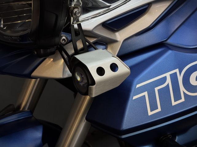 triumph - tiger-800-xrt
