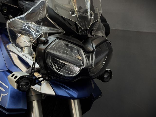 triumph - tiger-800-xrt