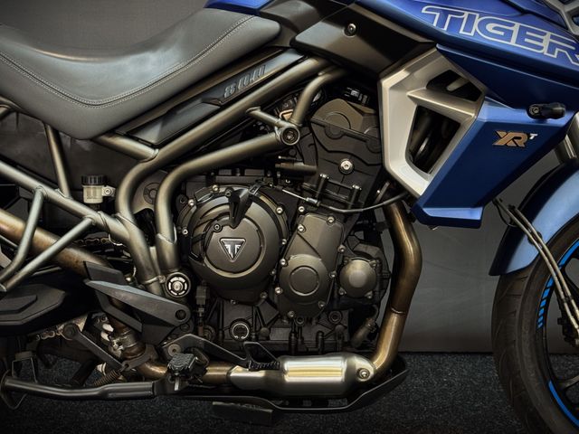 triumph - tiger-800-xrt