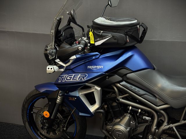 triumph - tiger-800-xrt