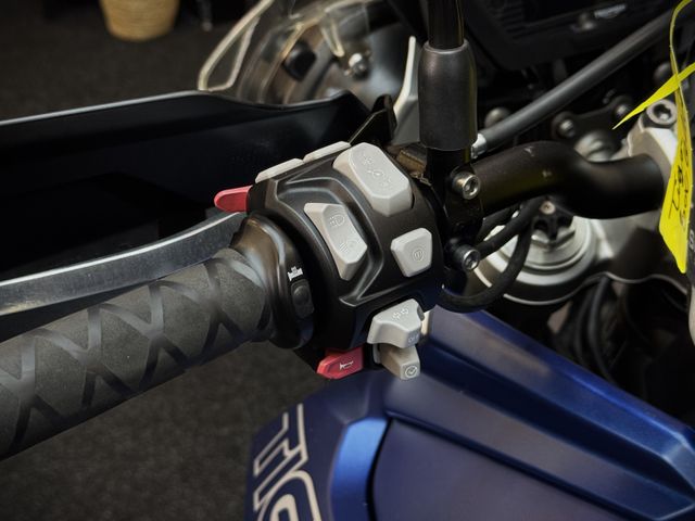 triumph - tiger-800-xrt