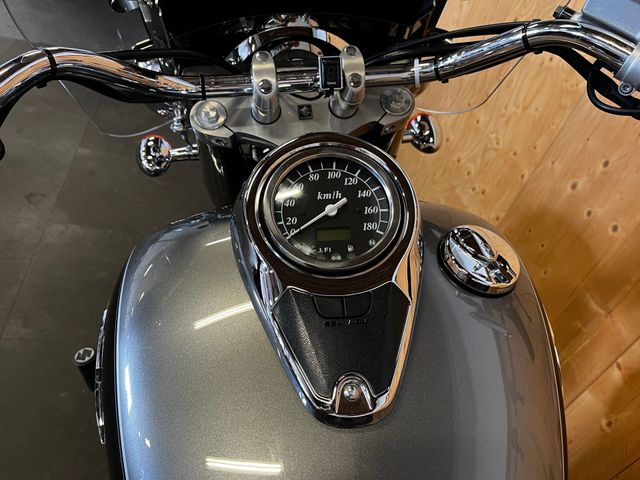 suzuki - vl-800-volusia
