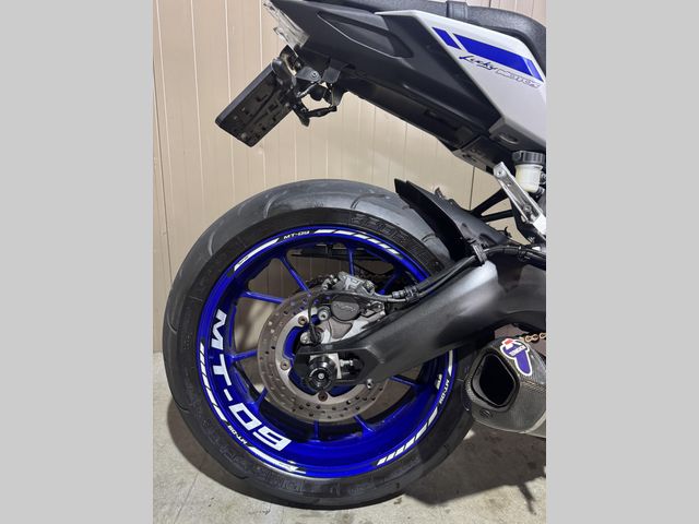 yamaha - mt-09-abs