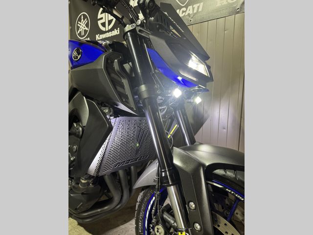 yamaha - mt-09-abs