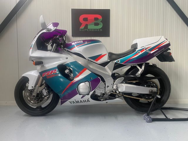 yamaha - fzr-600-r