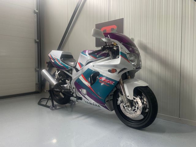 yamaha - fzr-600-r