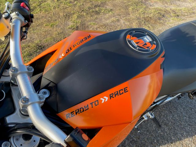 ktm - 990-super-duke