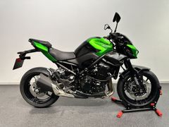 KAWASAKI Z900