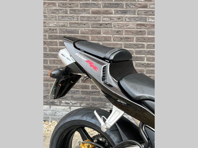 honda - cbr-600-rr