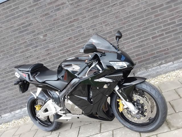 honda - cbr-600-rr