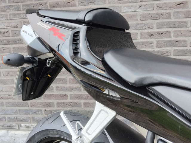honda - cbr-600-rr