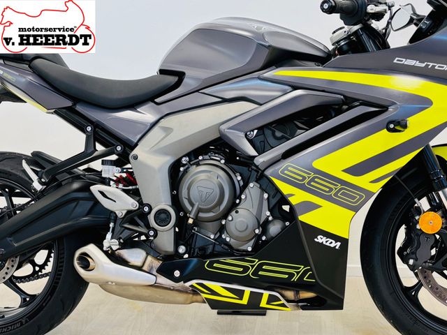 triumph - daytona-660