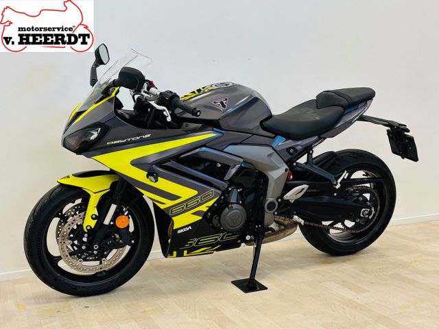 triumph - daytona-660