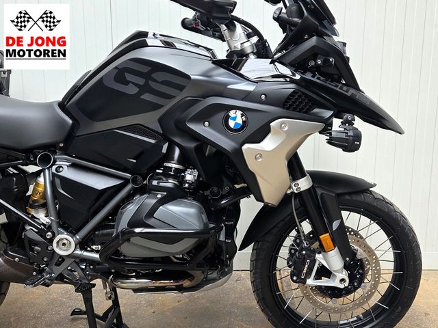 bmw - r-1250-gs-triple-black
