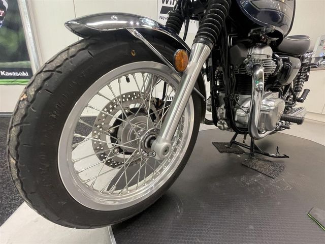kawasaki - w800
