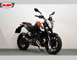 KTM 125 Duke 2015