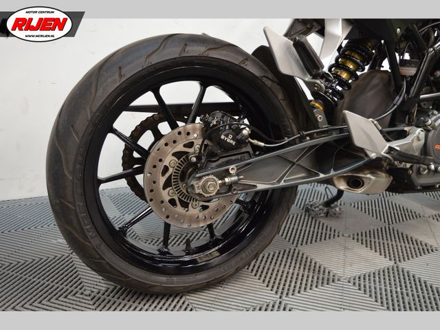 ktm - 125-duke