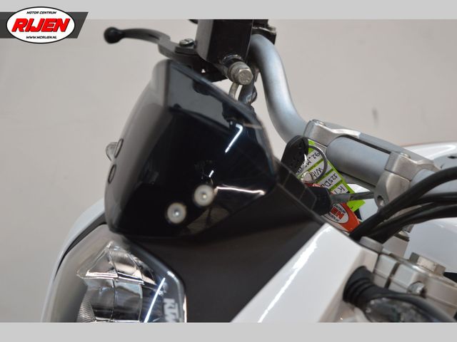ktm - 125-duke