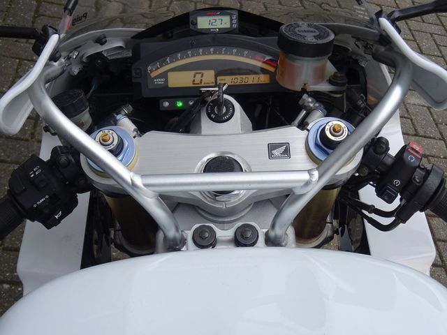 honda - vtr-1000-sp-2