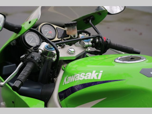 kawasaki - ninja-zx-6r