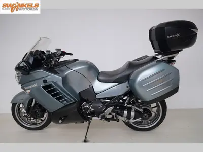 KAWASAKI GTR 1400 – foto 3