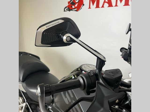 bmw - r-1250-gs-triple-black