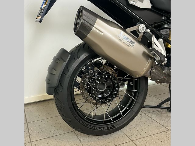 bmw - r-1250-gs-triple-black