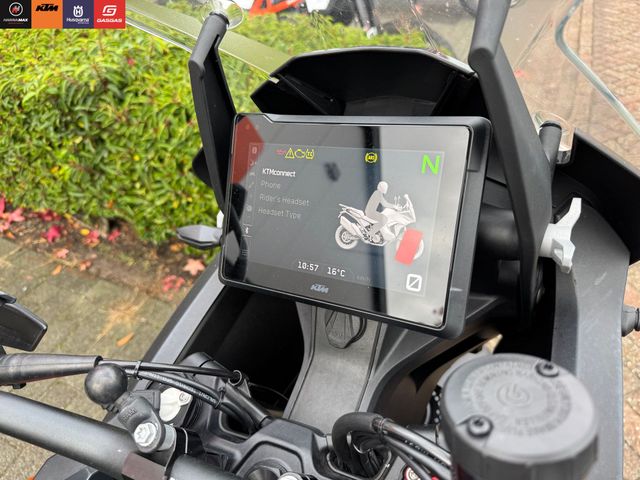 ktm - 1290-super-adventure-s